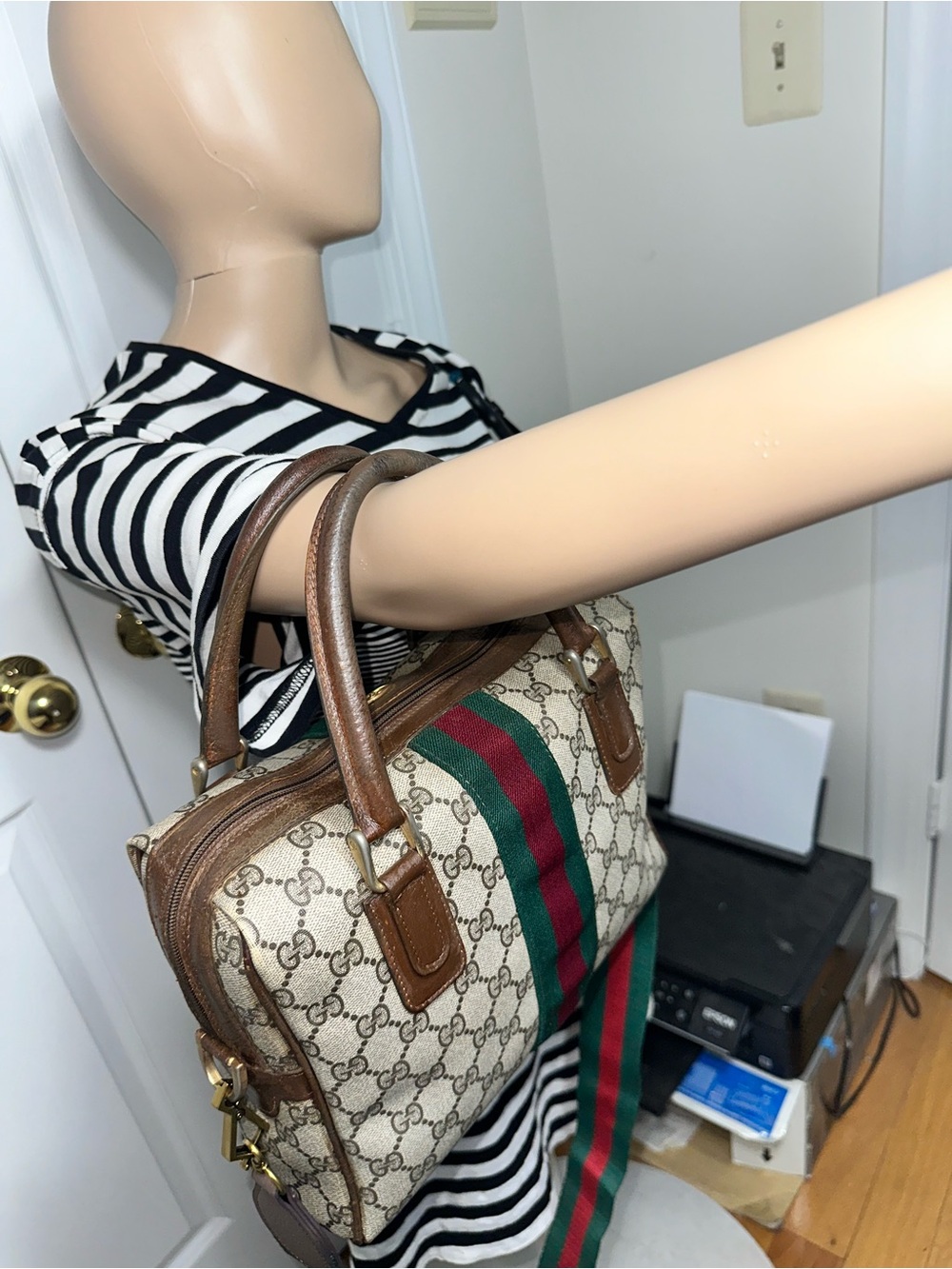 Gucci Handbag - Picture 9 of 13